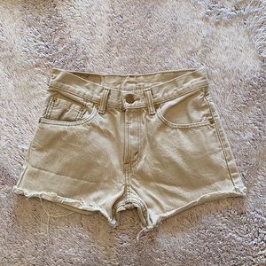 Levi jean shorts